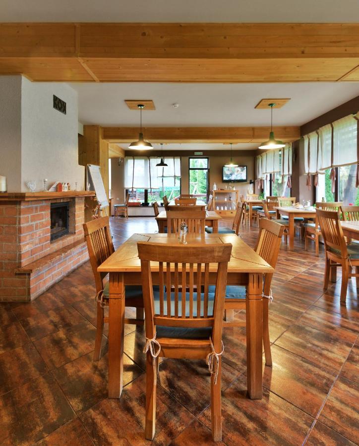 Casa Muntelui Hotel Фундата Екстериор снимка