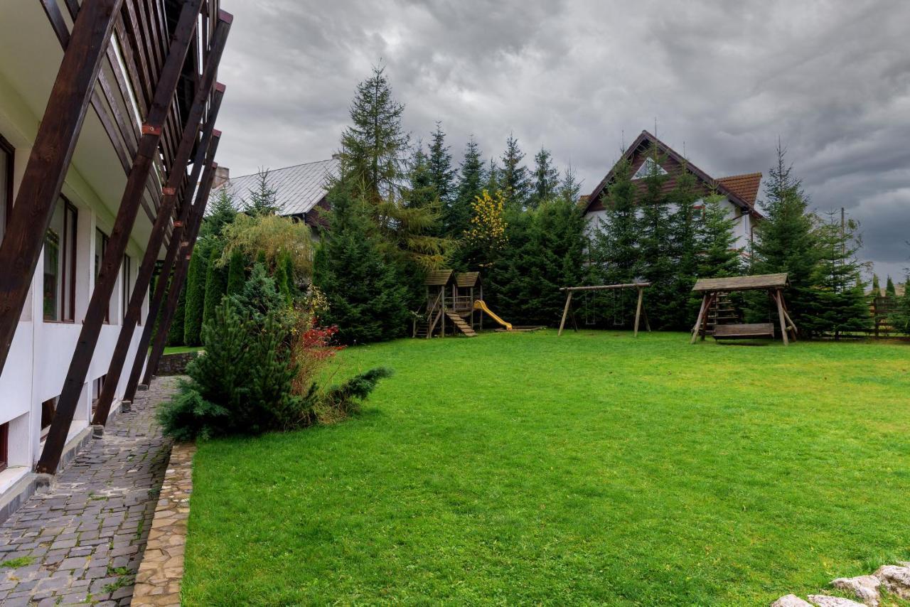 Casa Muntelui Hotel Фундата Екстериор снимка