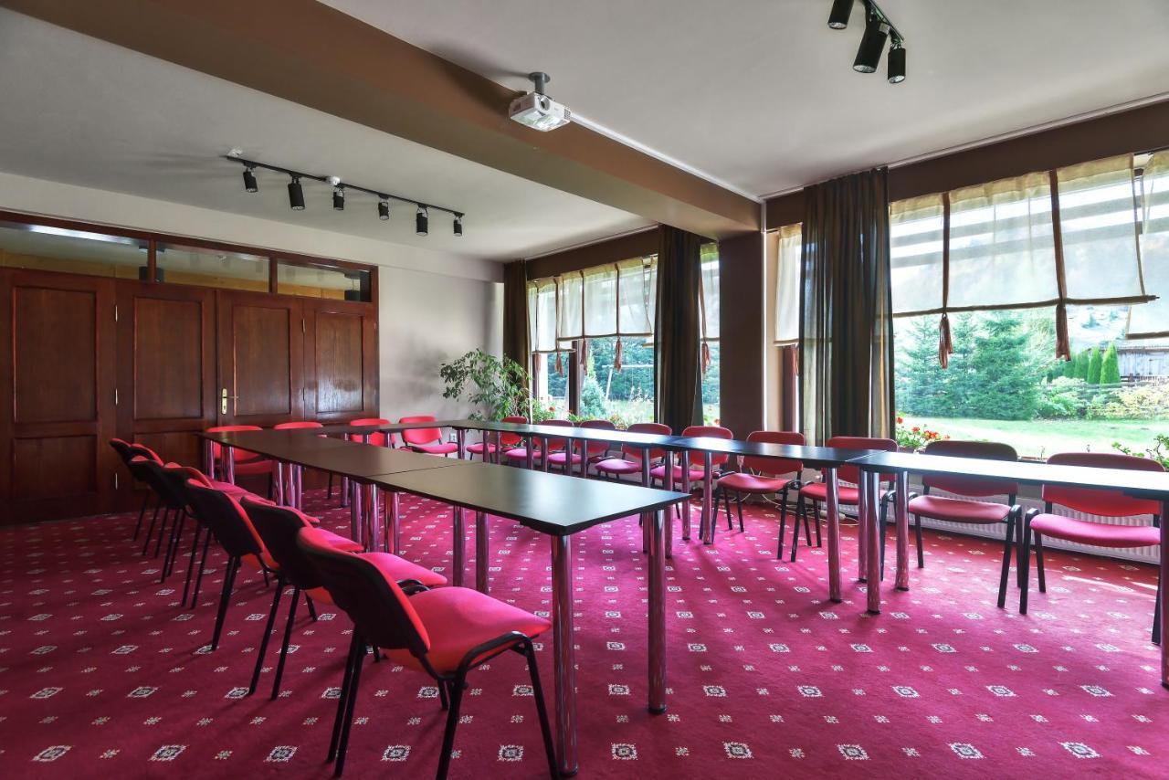 Casa Muntelui Hotel Фундата Екстериор снимка